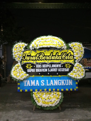 Papan Bunga Duka di Nyangkowek